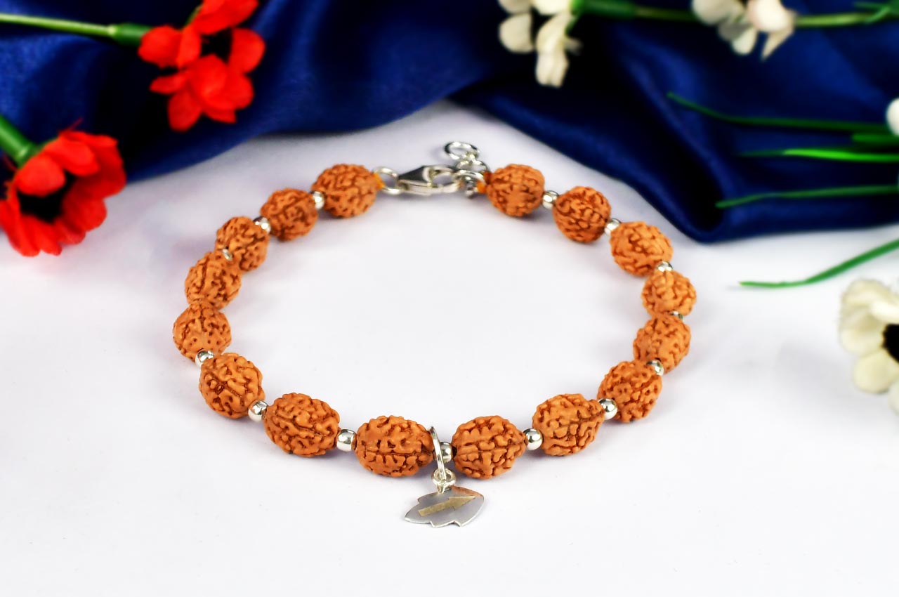 4 Mukhi Brahma Bracelet from Java with Silver Balls